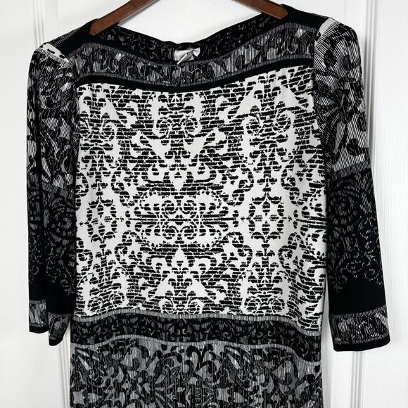 Chico’s Size 1 US 8/10 3/4 Sleeve Sheath Knee Length Black White Gray Stretch - Picture 2 of 12